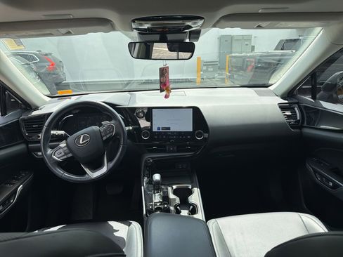 Used 2024 Lexus NX 250 FWD w/ Cold Area Package image 26