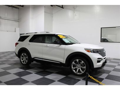 Used 2020 Ford Explorer Platinum w/ Premium Technology Package