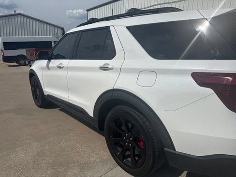Used 2021 Ford Explorer ST w/ Equipment Group 401A AWD/4WD image 9