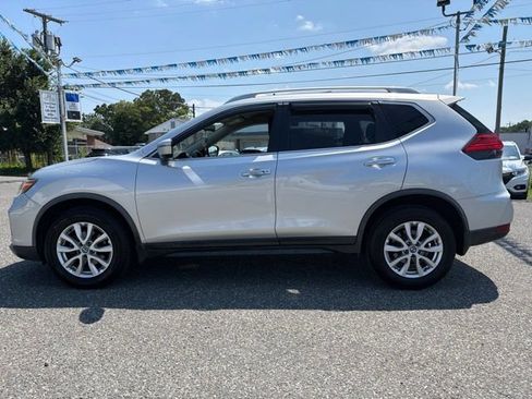 Used 2017 Nissan Rogue SV w/ SV Premium Package AWD/4WD image 6