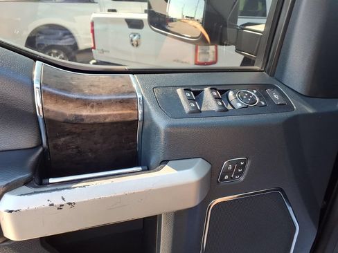 Used 2022 Ford F250 Lariat w/ Tremor Off-Road Package AWD/4WD image 15
