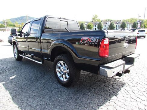 Used 2016 Ford F250 Lariat w/ Lariat Interior Package AWD/4WD image 5