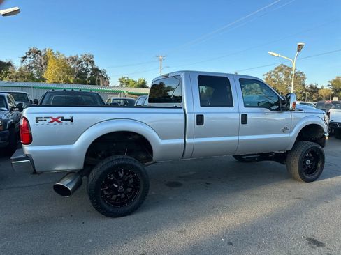 Used 2011 Ford F250 XLT w/ FX4 Off Road Pkg image 4