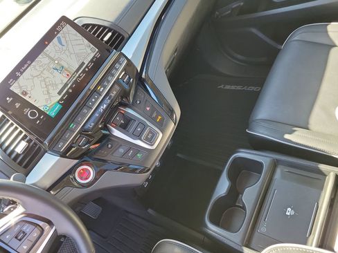 Certified 2025 Honda Odyssey Touring image 40