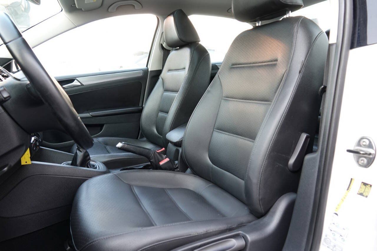 Used 2014 Volkswagen Jetta TDI FWD image 59