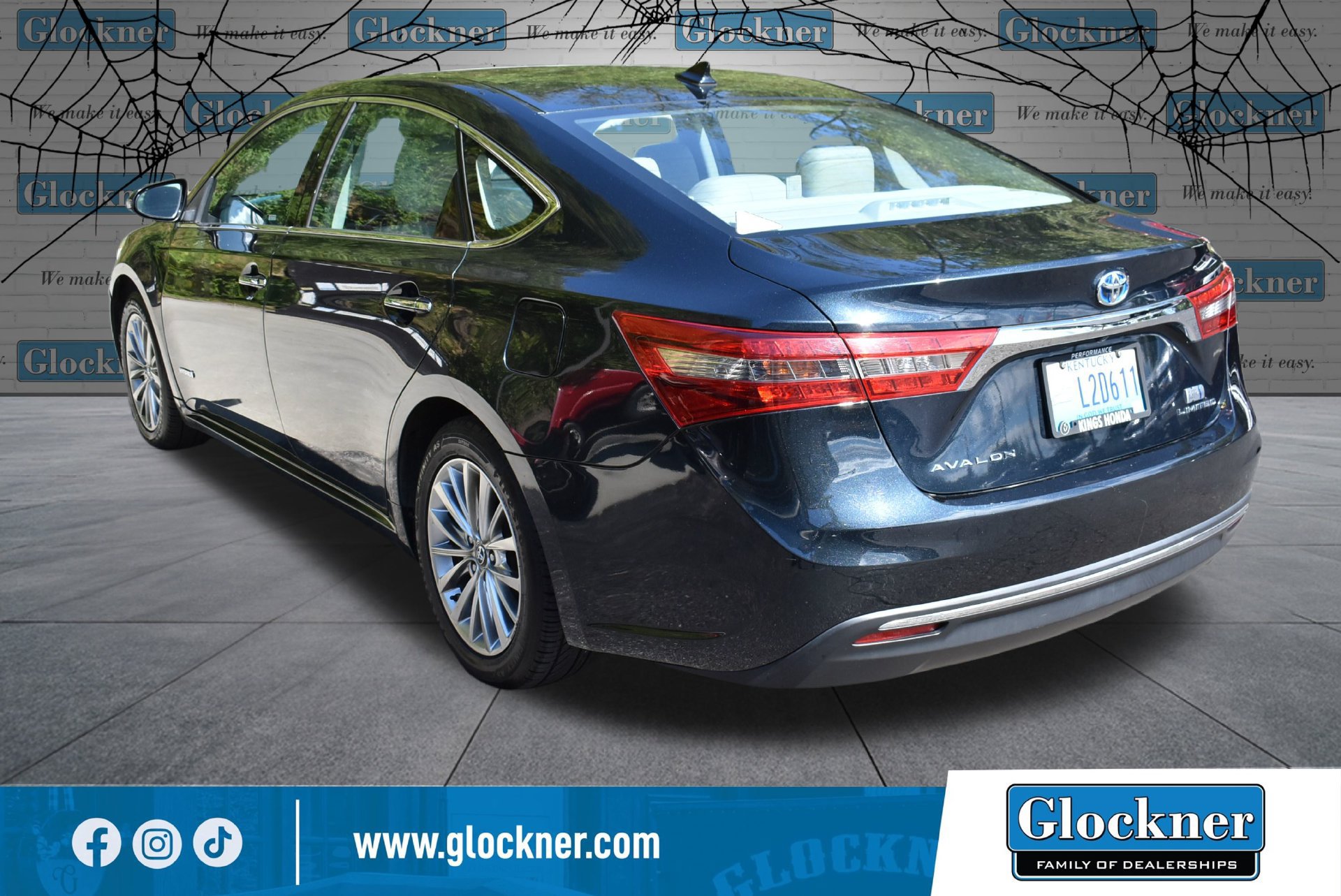 Used 2016 Toyota Avalon Limited w/ Toyota Safety Sense Package FWD image 8