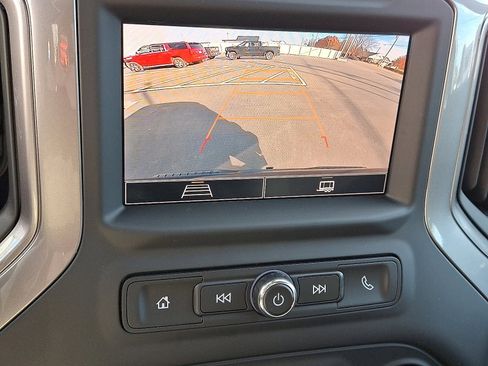 Used 2024 Chevrolet Silverado 1500 Custom Trail Boss w/ LPO, Dark Essentials Package image 17