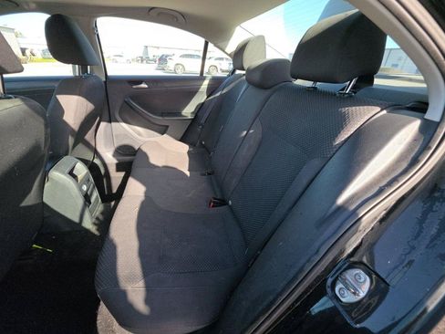 Used 2014 Volkswagen Jetta S FWD image 11
