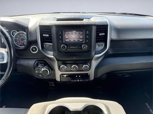 Used 2024 RAM 1500 Big Horn AWD/4WD image 20