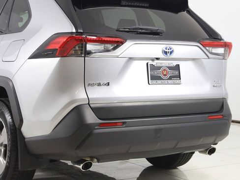 Used 2024 Toyota RAV4 XLE w/ Convenience Package image 22
