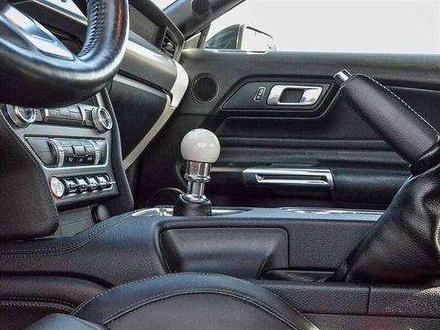 Used 2019 Ford Mustang Bullitt image 23