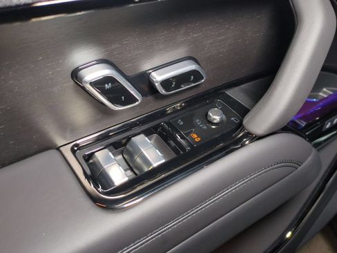 New 2026 Land Rover Range Rover Sport SE AWD/4WD image 12