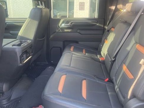 Used 2024 GMC Sierra 2500 AT4 w/ AT4 Premium Plus Package image 13