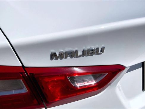Used 2024 Chevrolet Malibu LT FWD image 31