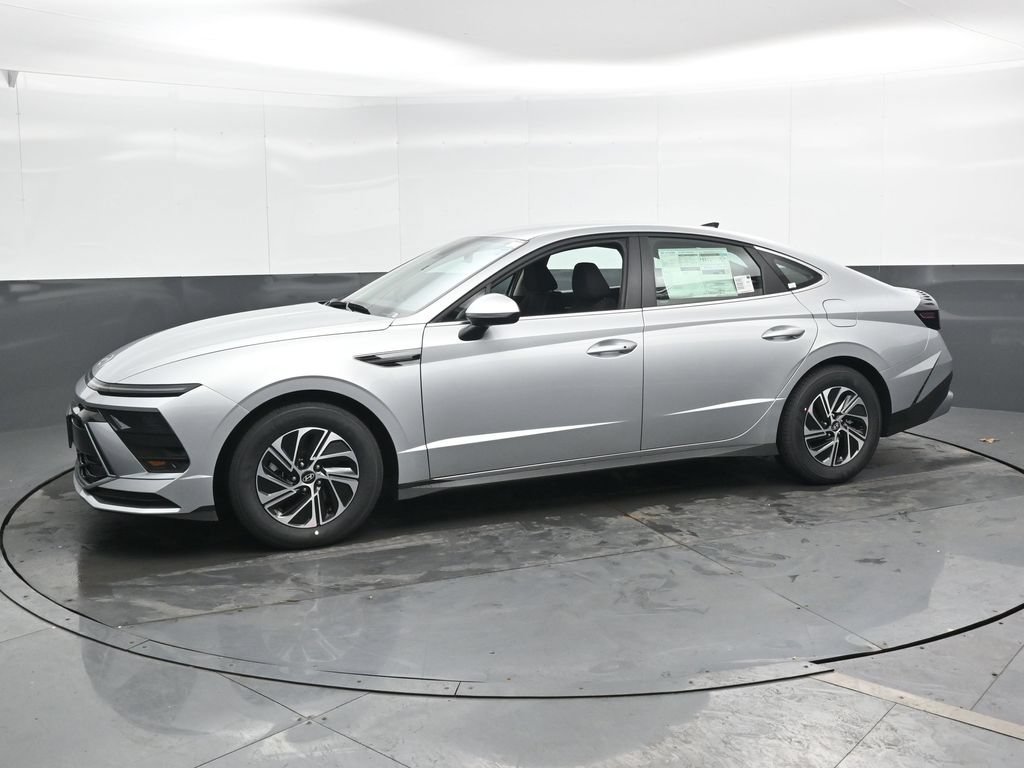 New 2026 Hyundai Sonata Blue FWD image 7
