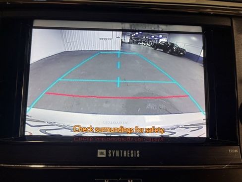 Used 2013 Toyota Avalon Limited image 27