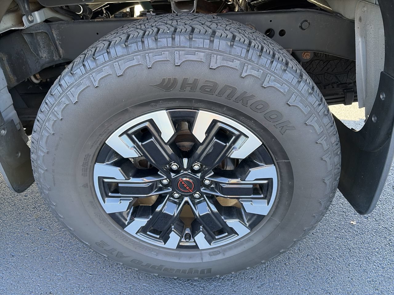 Used 2024 Nissan Frontier PRO-4X AWD/4WD image 10