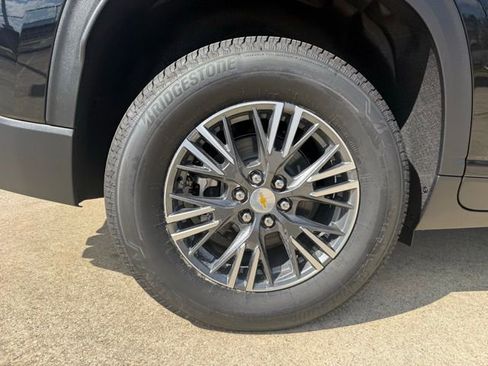 New 2026 Chevrolet Traverse LT w/ Driver Confidence Package image 10