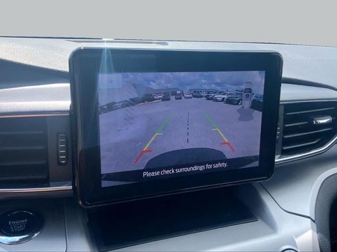 Used 2023 Ford Explorer XLT w/ Equipment Group 202A AWD/4WD image 27