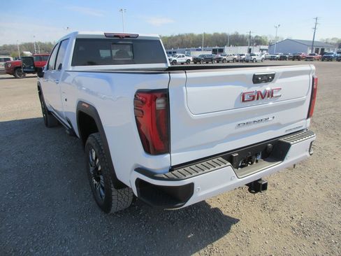 New 2026 GMC Sierra 3500 Denali w/ Denali Reserve Package image 9
