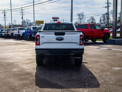 Used 2024 Ford Ranger XLT w/ FX4 Off-Road Package image 6