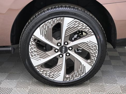 New 2026 Lincoln Navigator Black Label image 21