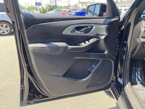 Used 2024 Chevrolet Traverse LT w/ Midnight/Sport Edition AWD/4WD image 10