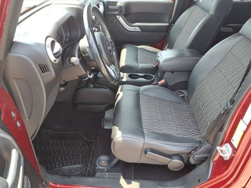 Used 2012 Jeep Wrangler Unlimited Sport AWD/4WD image 12