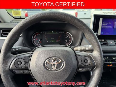 Certified 2025 Toyota RAV4 XLE AWD/4WD image 33
