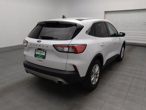 Used 2022 Ford Escape SE w/ Convenience Package FWD image 9