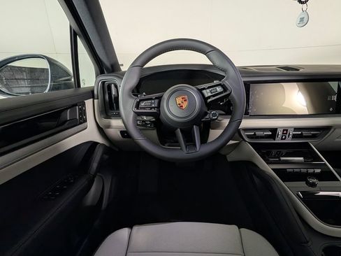 New 2026 Porsche Cayenne AWD/4WD image 20
