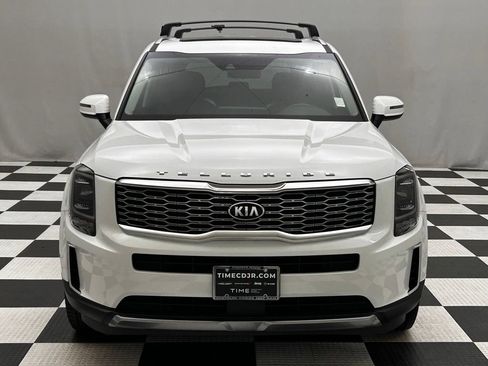 Used 2020 Kia Telluride S w/ S 8 Passenger Seating Package AWD/4WD image 3