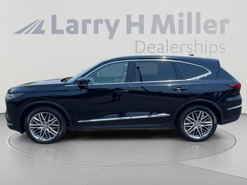 Used 2022 Acura MDX SH-AWD w/ Advance Package image 2