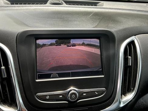 Used 2024 Chevrolet Equinox LT AWD/4WD image 15