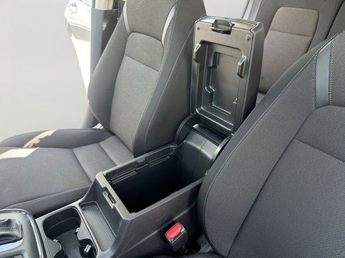 Certified 2025 Honda CR-V EX image 19