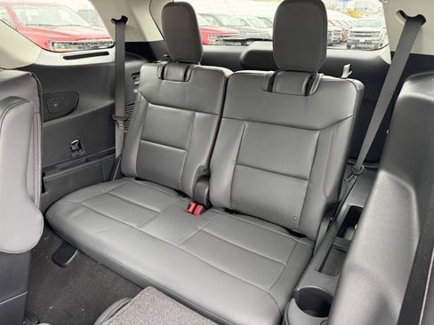 New 2026 Ford Explorer Active w/ Active Comfort Package AWD/4WD image 10