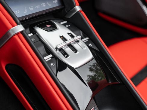 Used 2024 Ferrari Roma Spider image 49