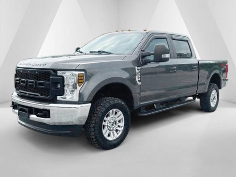 Used 2019 Ford F250 XL w/ STX Appearance Package AWD/4WD image 3