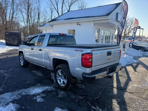 Used 2016 Chevrolet Silverado 1500 Custom w/ Custom Convenience Package image 9