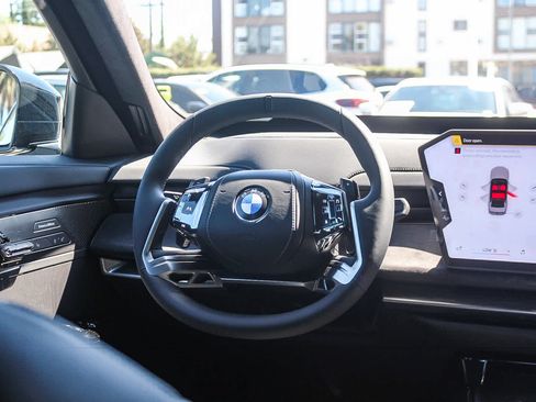 New 2027 BMW 740i w/ Executive Package RWD image 13