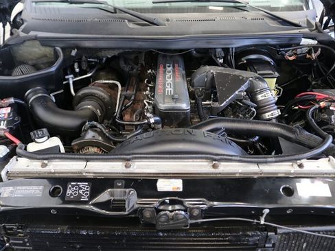 Used 1996 Dodge Ram 3500 Truck 4x4 Club Cab image 14