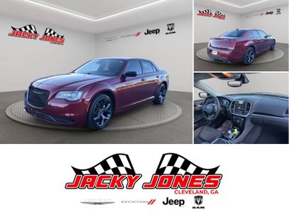 Used 2023 Chrysler 300 Touring w/ Safetytec Plus Group