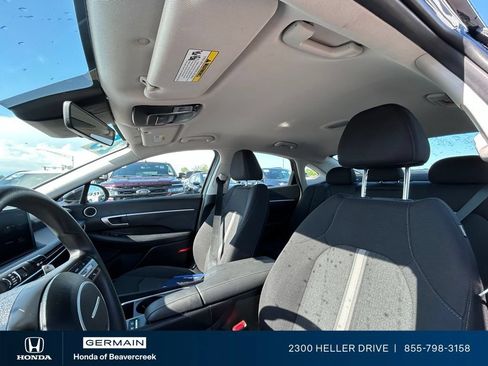 Used 2025 Hyundai Sonata SEL FWD image 16
