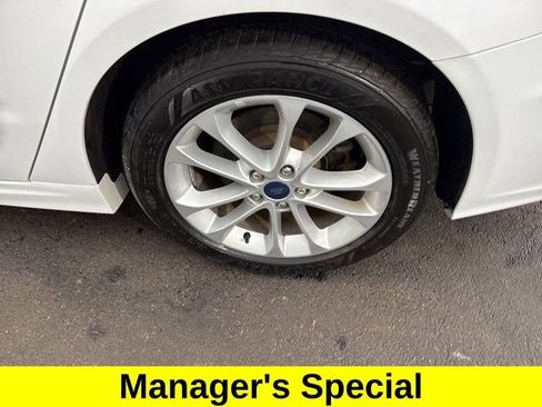 Used 2019 Ford Fusion SE image 46