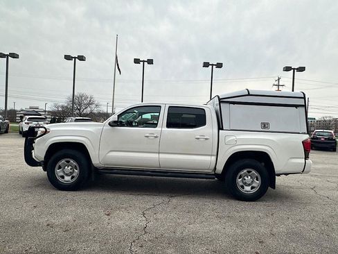 Certified 2021 Toyota Tacoma SR image 2