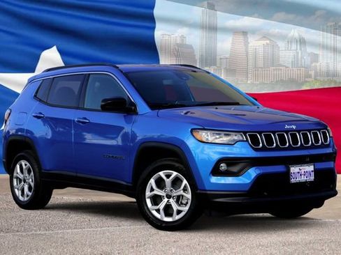 New 2025 Jeep Compass Latitude image 1