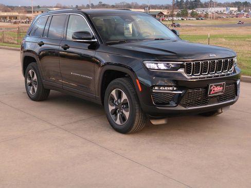 New 2023 Jeep Grand Cherokee 4WD 4xe image 1