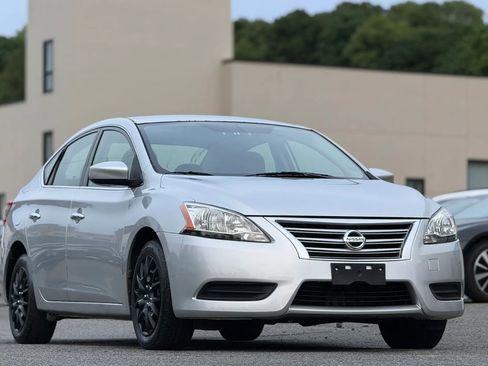 Used 2015 Nissan Sentra S FWD image 3