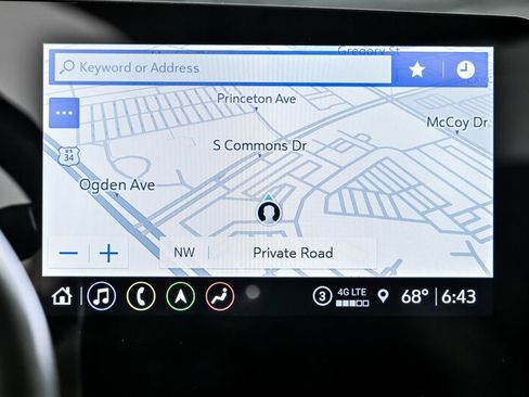 Used 2022 Chevrolet Corvette Stingray Premium Conv w/ Z51 Performance Package image 36