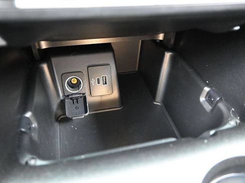 Used 2025 Ford Explorer ST AWD/4WD image 40